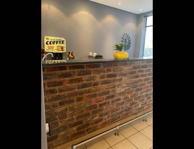 312M² OFFICE FOR SALE IN NEWTOWN